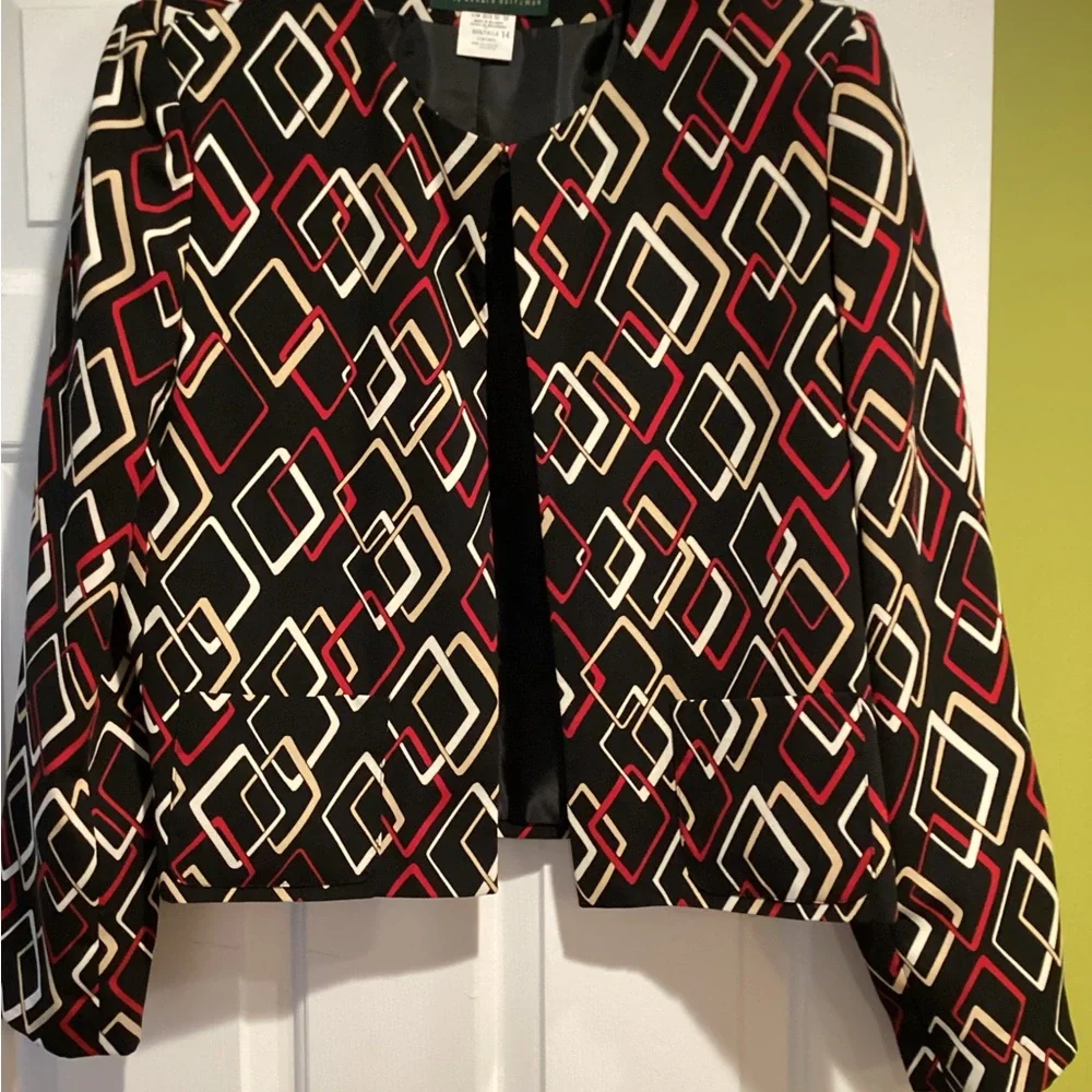 Blazer - Picture 3 of 4